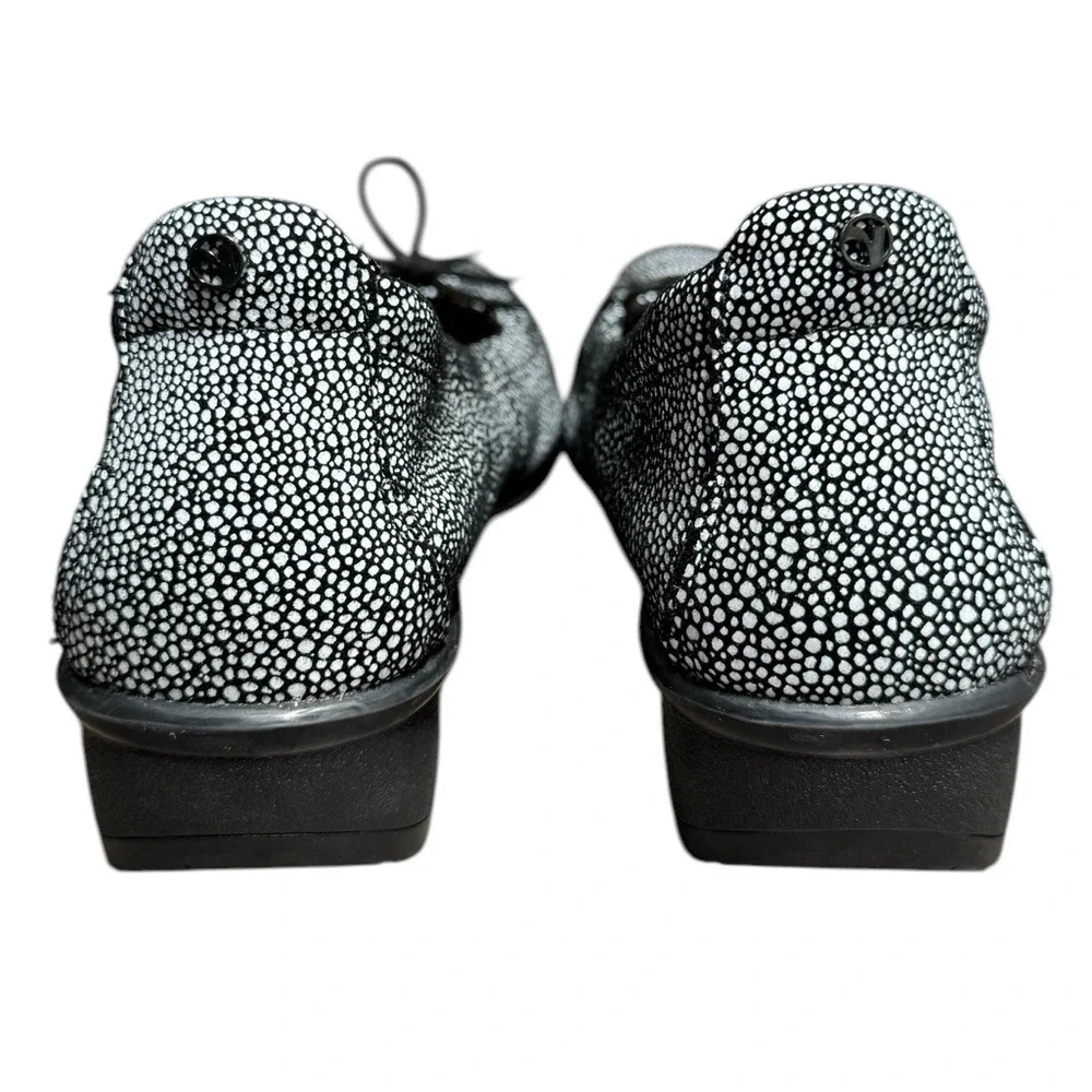 Revere Marrakesh Leather Wedge‎ Shoes Slip On Womens Size 8W Leather Black Dots